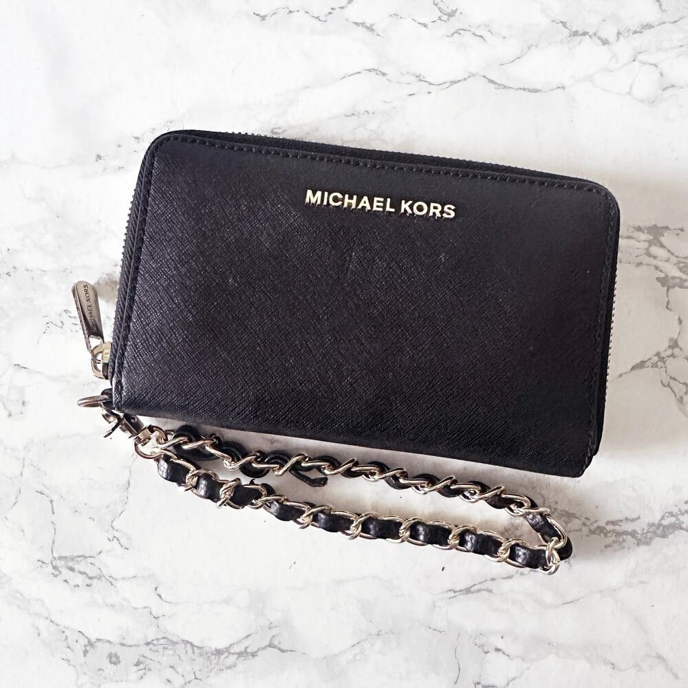 Michael Kors Black Leather Zip Around Bifold Wristlet Wallet see description